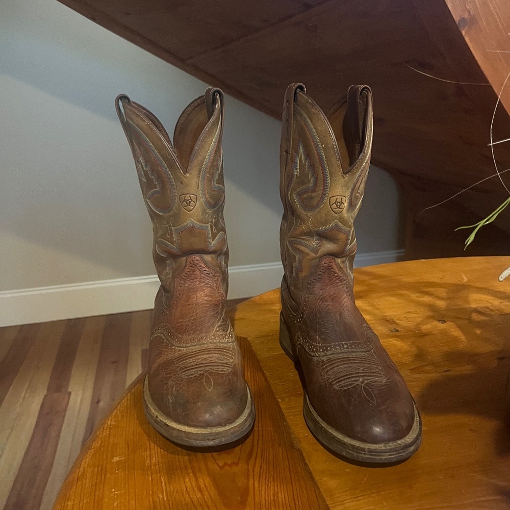 Men’s Leather Ariat Boots